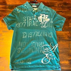 American Eagle Men’s 2-button “The Eagle” Polo. Size Large.